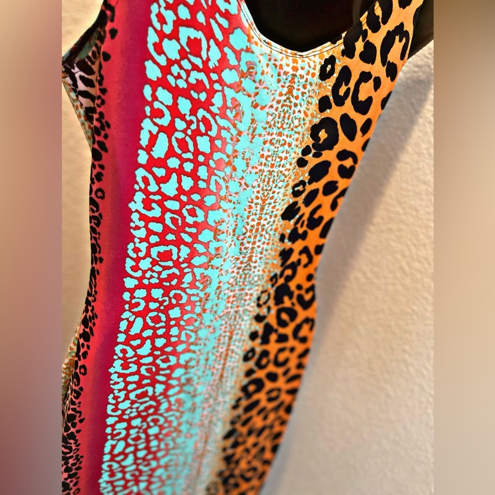 New multicolor fitted dress - Picture 2 of 2